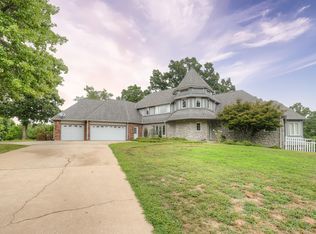 4119 Woodcrest Ct, Joplin, MO 64804