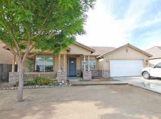 1180 Zinfandel Ct, Tulare, CA 93274