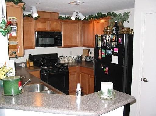 4th image of 4725 Basilicata Ln Unit 101