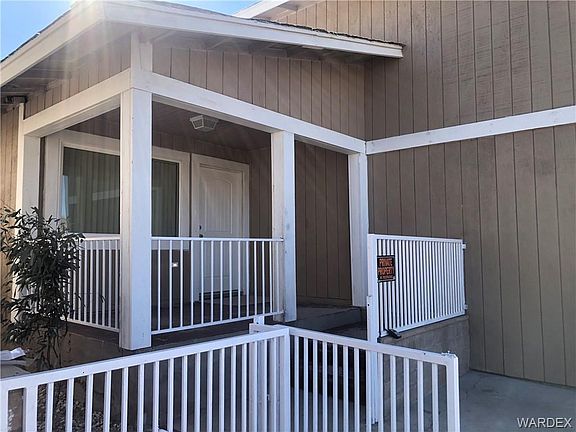 3rd image of 2386 Castle Rock Cir