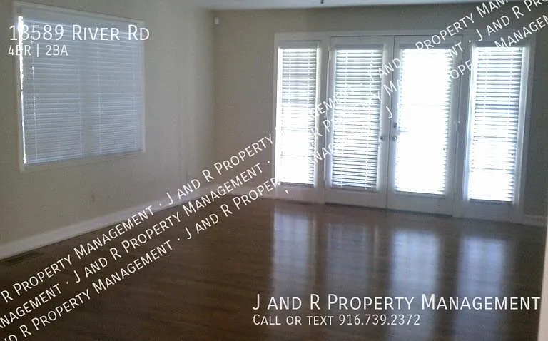 13589 River Rd — Photo 12