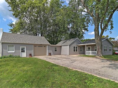 6124 59th AVENUE, Kenosha, WI, 53142