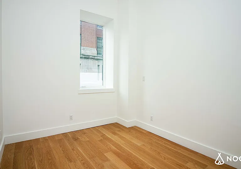 783 Knickerbocker Ave #116 — Photo 4