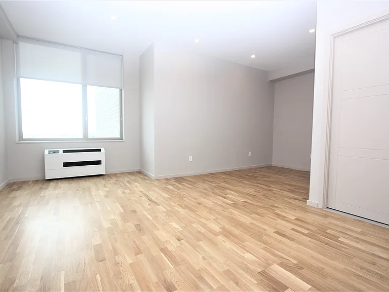 1511 Bedford Ave #8H — Photo 3