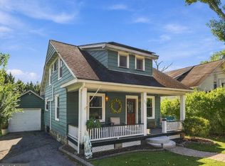 1317 Coolbaugh St, Stroudsburg, PA 18360