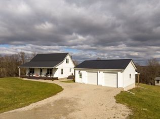 4432 Bates Rd, Athens, OH 45701