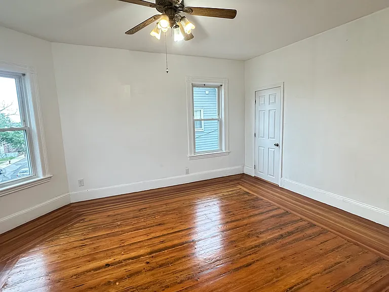 76 Faywood Ave #2 — Photo 6