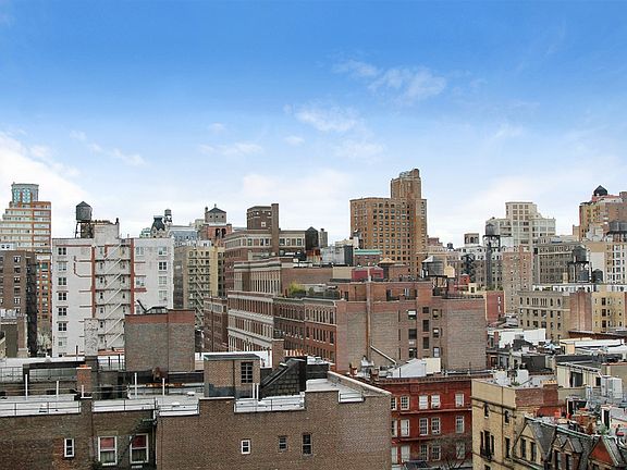 5th image of 27 W 72nd St #1109