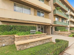 525 N Sycamore Ave APT 330, Los Angeles, CA 90036