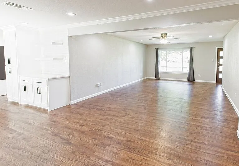 304 S Grove Rd — Photo 13