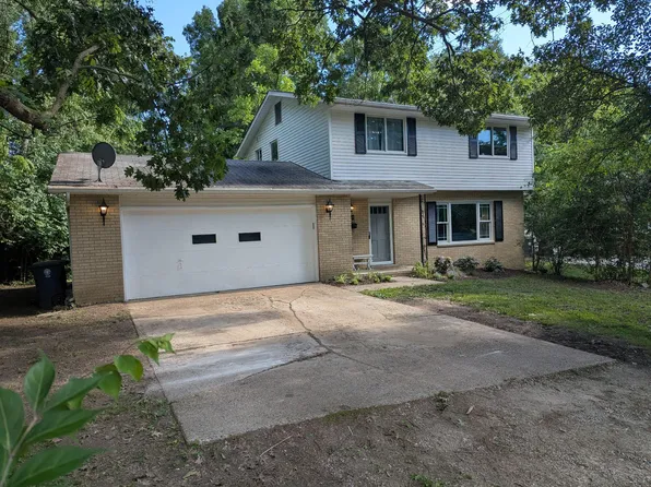 2731 Valley Dr, Ann Arbor, MI 48103
