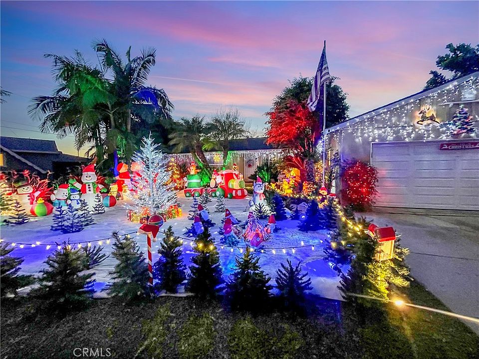 1st image of 7839 Pyracantha Cir