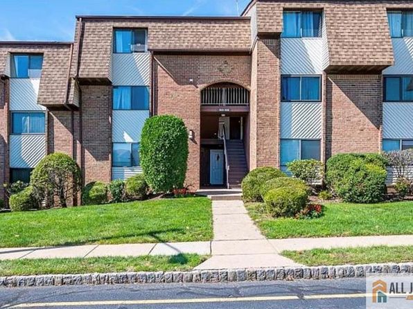 106 Edison Glen Ter #106