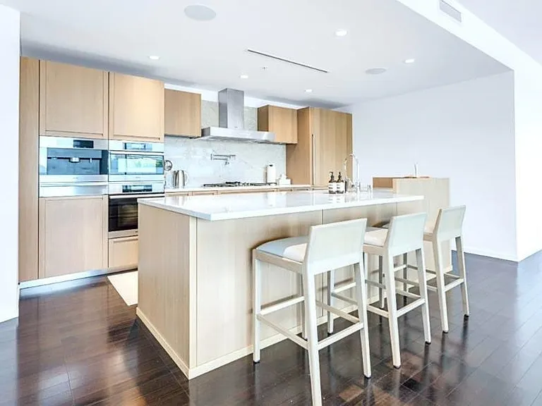 1011 Cordova St W #230X — Photo 2