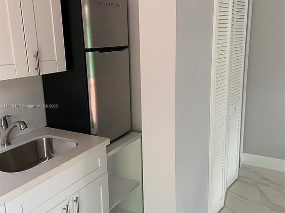 3rd image of 1653 Ashton Ct #1