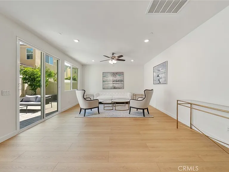 6956 La Rochelle Way — Photo 13