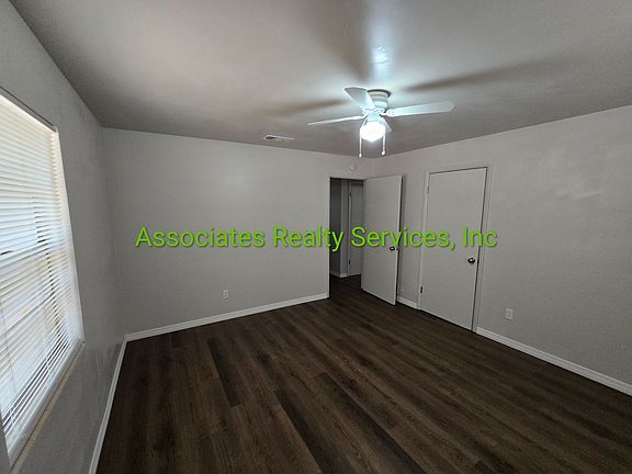 4th image of 1921 NE 17th Way #452-01