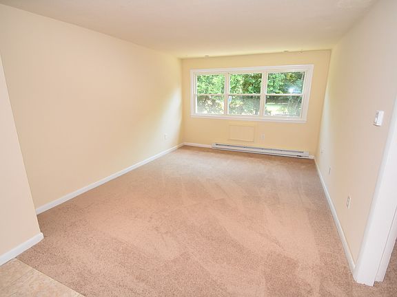2nd image of 117 North St APT 8C