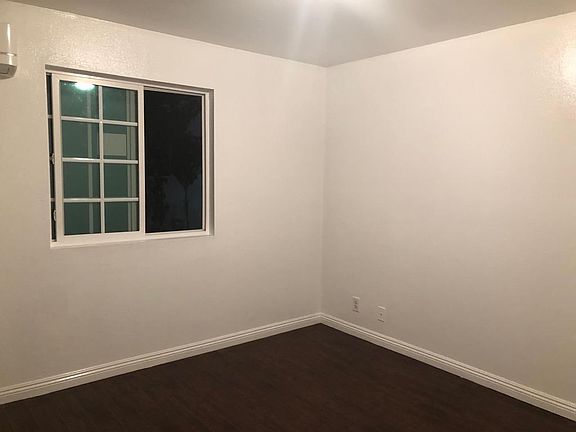 2nd image of 398 Giano Ave