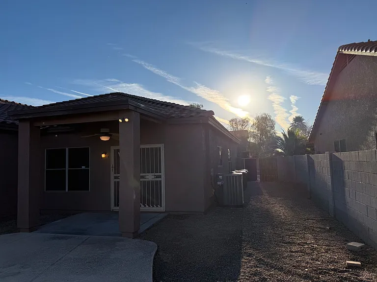 33190 N Cherry Creek Rd — Photo 18
