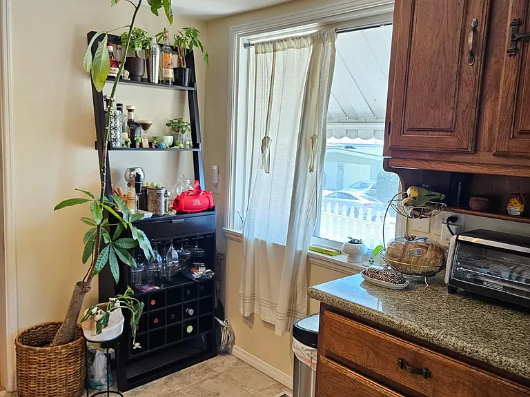 7102 Mohawk St — Photo 34