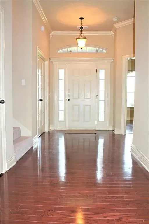 5 bed, 3196 sqft, $3,200 — Photo 4