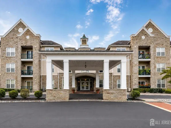 100 Middlesex Blvd APT 341, Plainsboro, NJ 08536