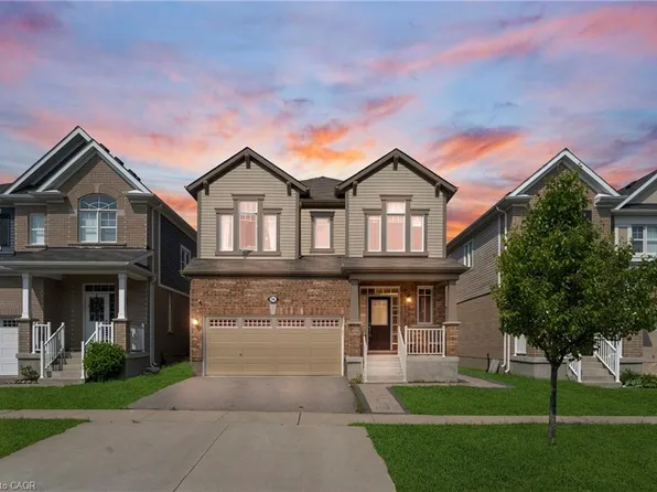 56 Pickett Pl, Cambridge, ON N3E 0B4