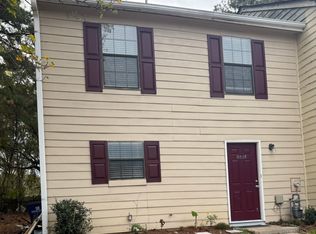 8835 W Chase Dr, Douglasville, GA