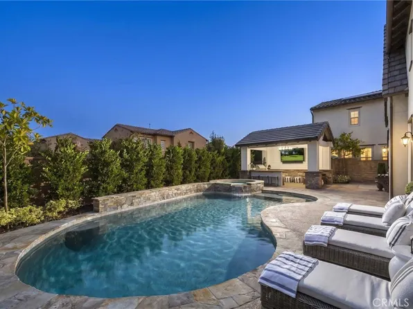 10 Jenny Ln, Ladera Ranch, CA 92694