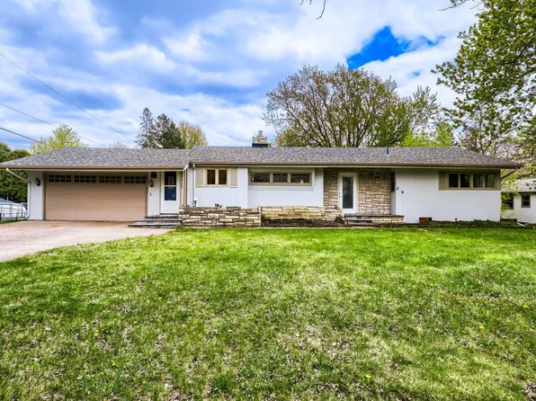 3420 Xenium Ln N, Plymouth, MN 55441