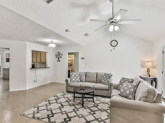 4th image of 9931 Glenkirk Dr