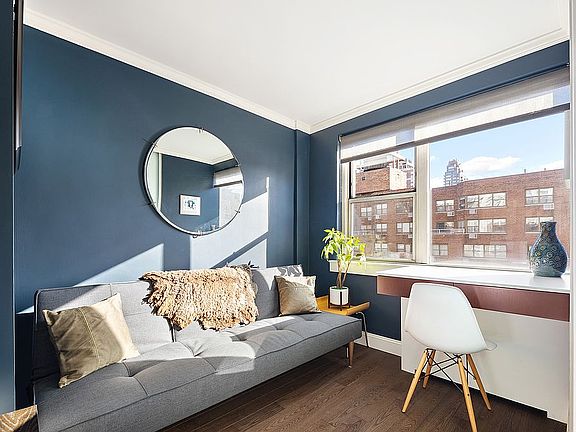 4th image of 233 E 70th St APT 17T