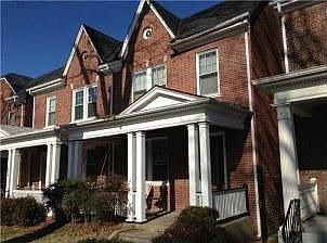 1st image of 2908 Parkwood Ave