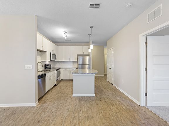 3rd image of 13306 Canopy Grove Dr #46-202