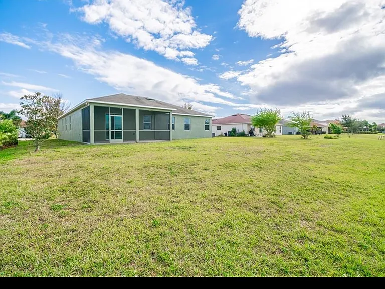 5447 Sandy Shell Dr — Photo 2