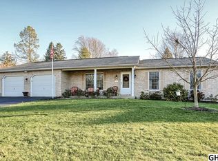 7875 Sunset Dr, Harrisburg, PA 17112