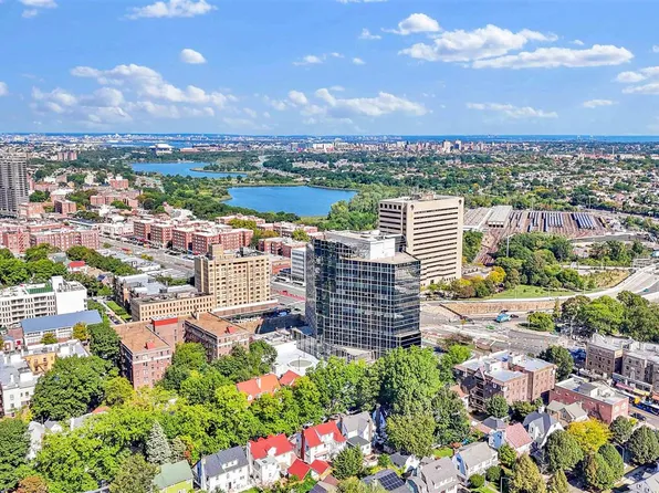 81-26 Austin Street image 24 of 30