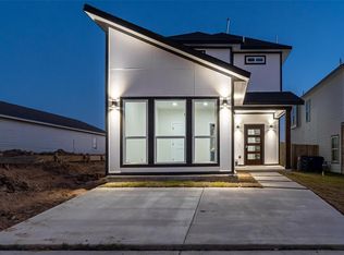 2710 Camel Ct, Dallas, TX 75241