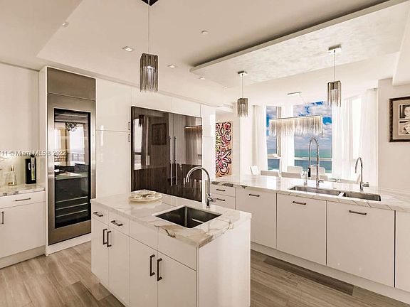 5th image of 17749 Collins Ave APT 2802