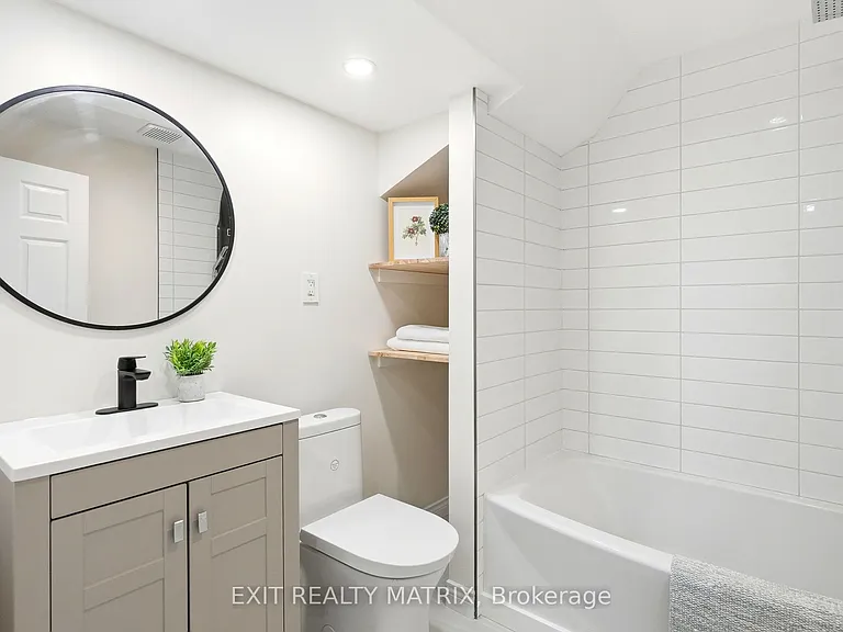 194 Flowing Creek Cir — Photo 21