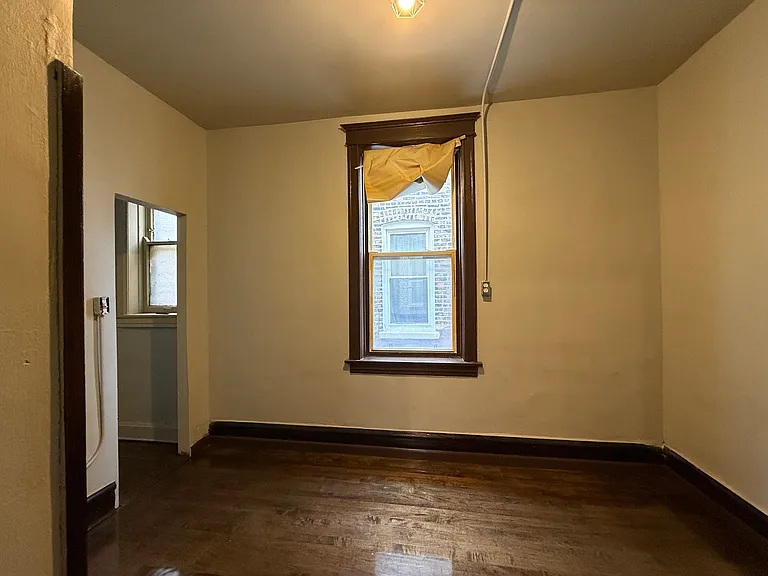 4222 W Cullerton St — Photo 13