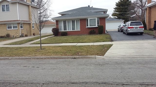 1st image of 2036 Spruce Ave