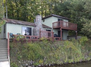 N3239 Birch Ln, White Lake, WI 54491