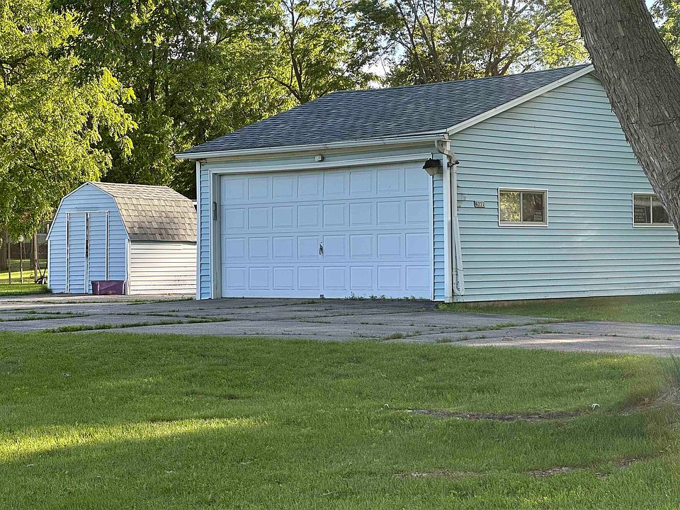 2nd image of 4237 Mahoney Rd