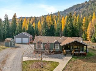 256 Little Thunder Rd, Samuels, ID 83864