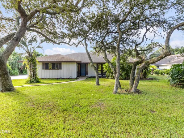 530 Club House Blvd, New Smyrna Beach, FL 32168