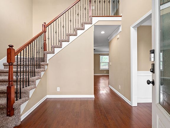 5th image of 3237 Timberdale Dr
