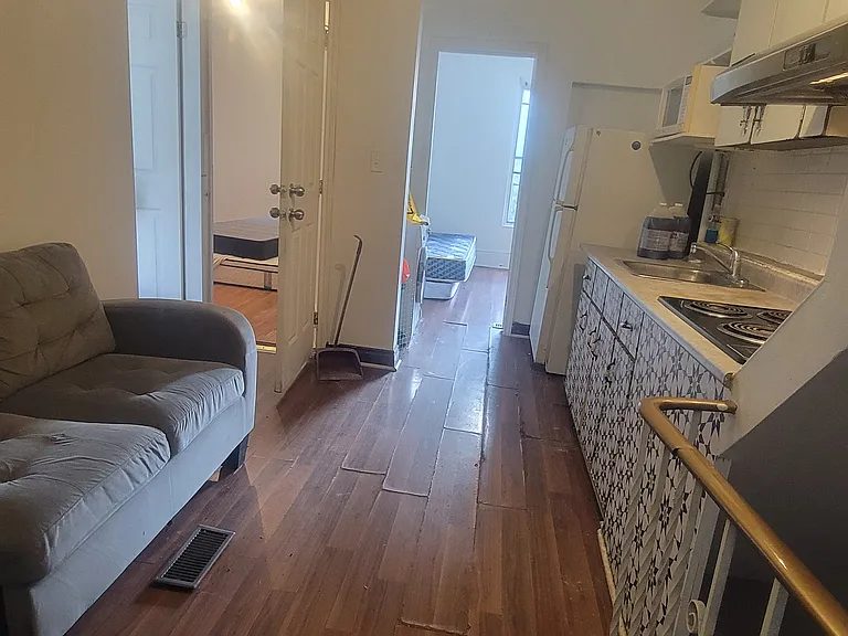 89 Claremont St #2 — Photo 8