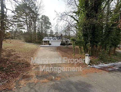 44 Regent Dr Photo 1